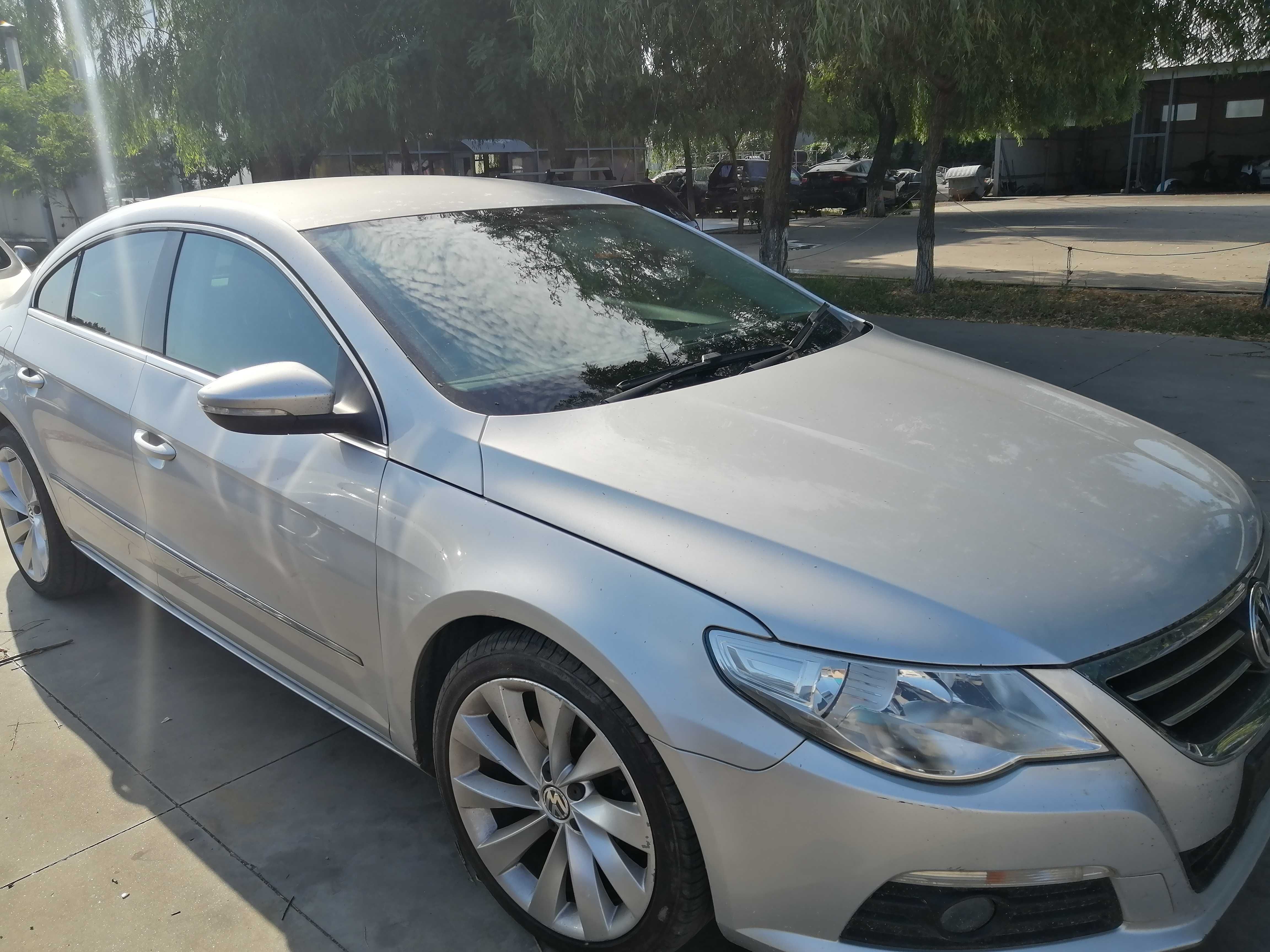 Dezmembram Passat CC