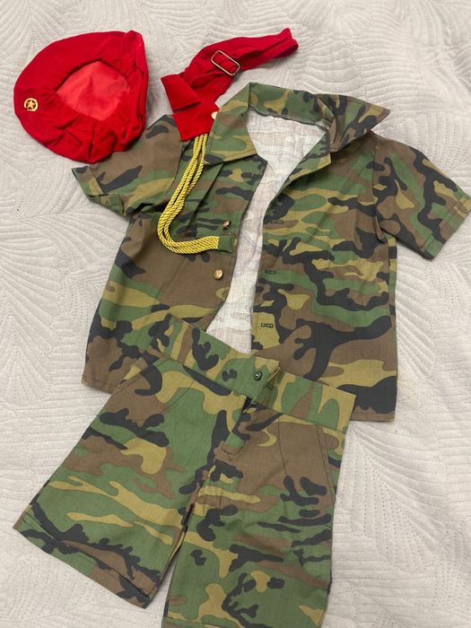 Костюм военного