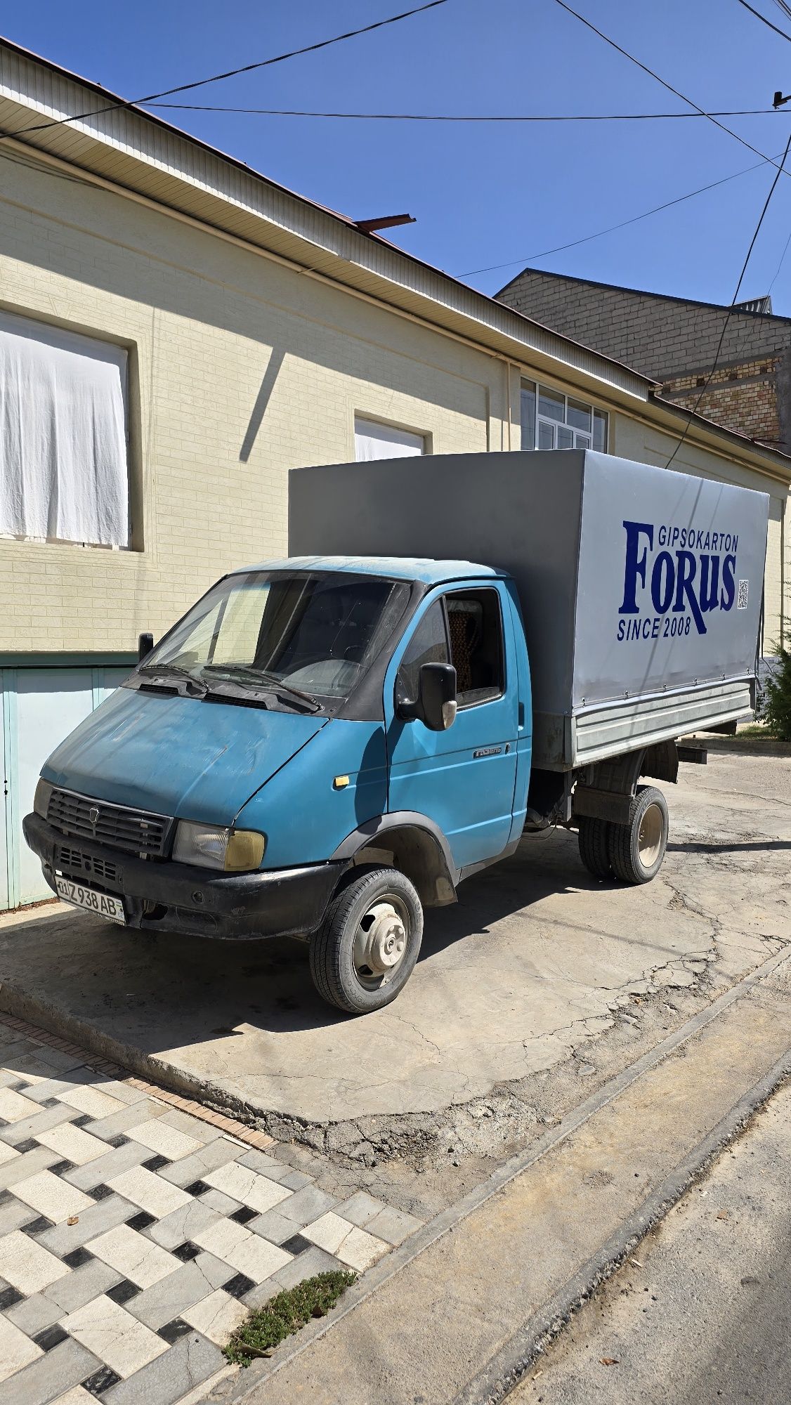 срочно продаётся газель заводская бортовой кузов 1995 года выпуска