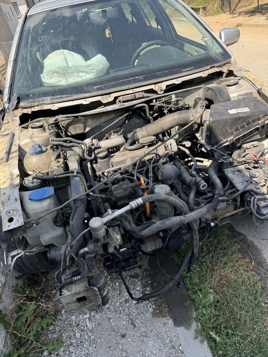 Продавам SCHODA Octavia 1.9 tdi НА ЧАСТИ