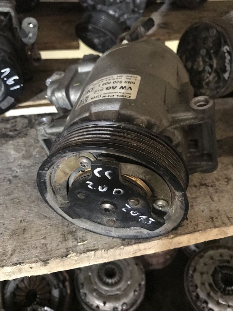 Компресор климатик фолксваген 2.0д 5N0 820 803 E vw 2.0d
