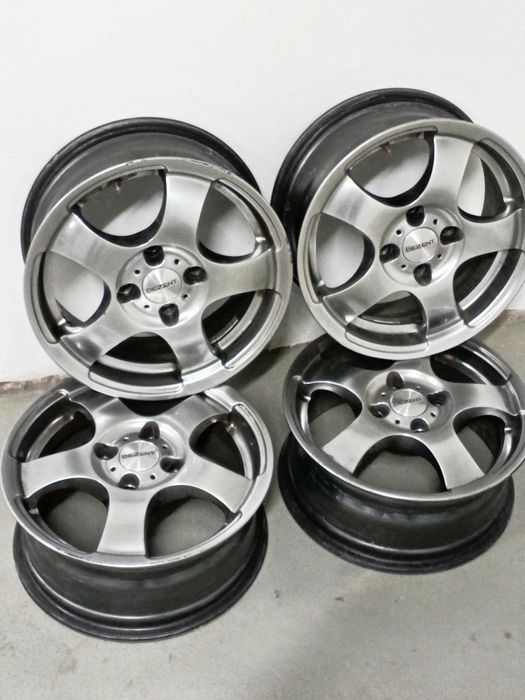 4 бр. алуминиеви джанти Dezent