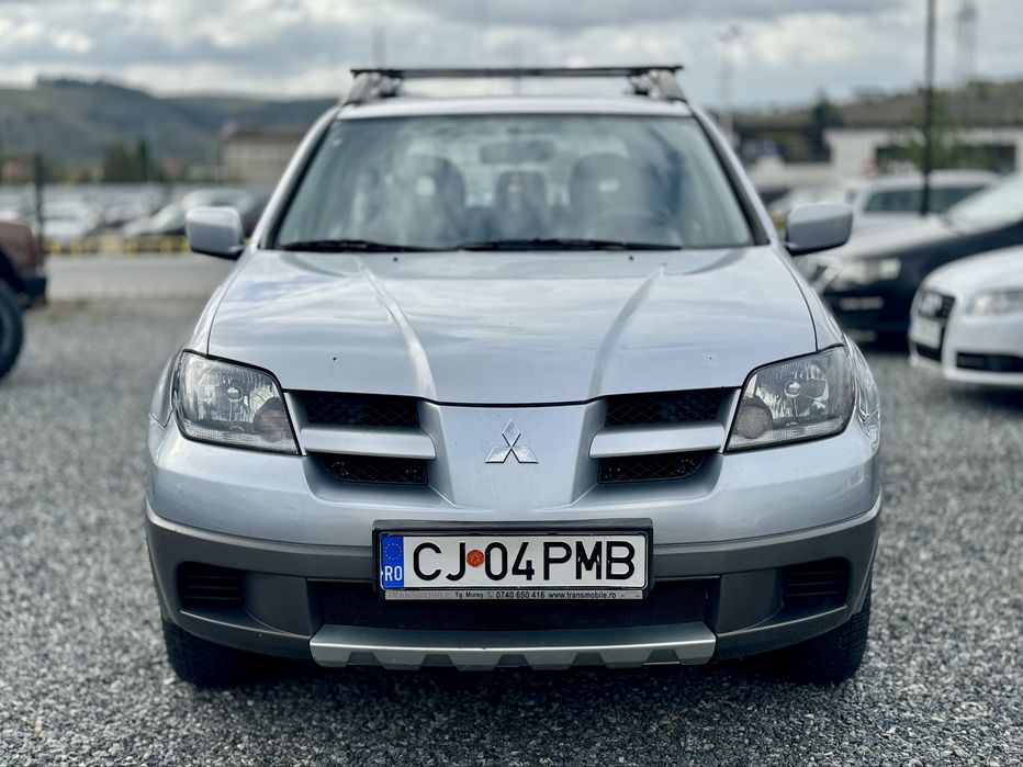 Mitsubishi Outlander / 4x4 / 2.0i / 140 CP / An 2005