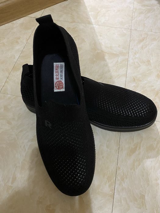 Продам мужскую летнюю обувь