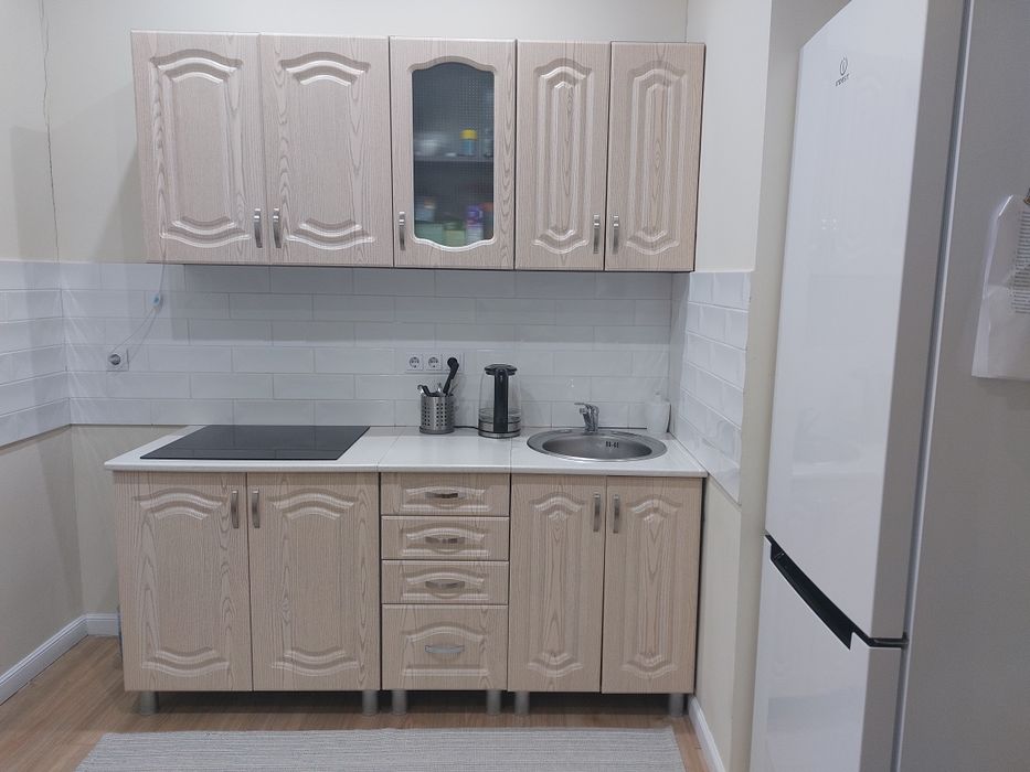 Кухонный гарнитур б/у