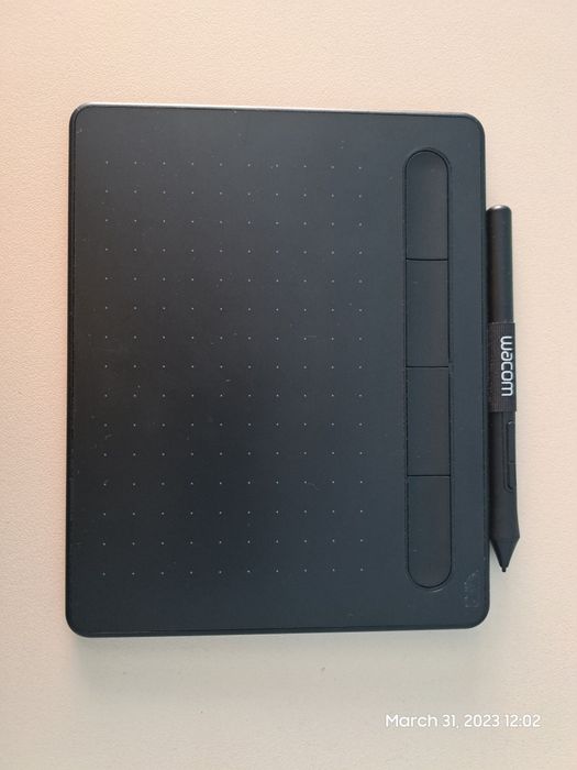 Графичен таблет Wacom Intuos S