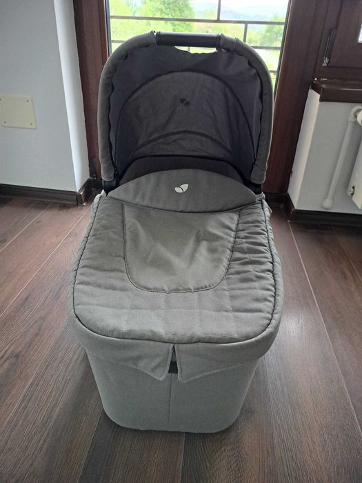 Cărucior pentru copii 2 in 1 Joie Chrome, parte sport+landou.