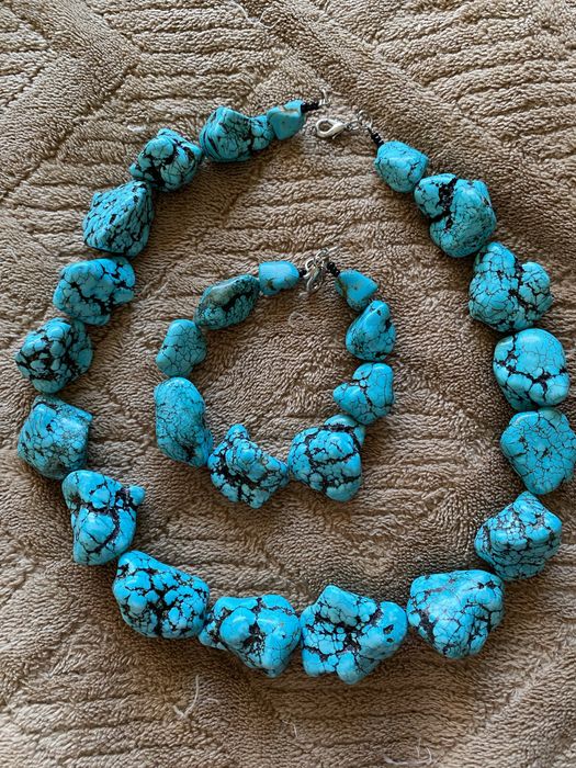 Бусы и браслет из натуральной бирюзы