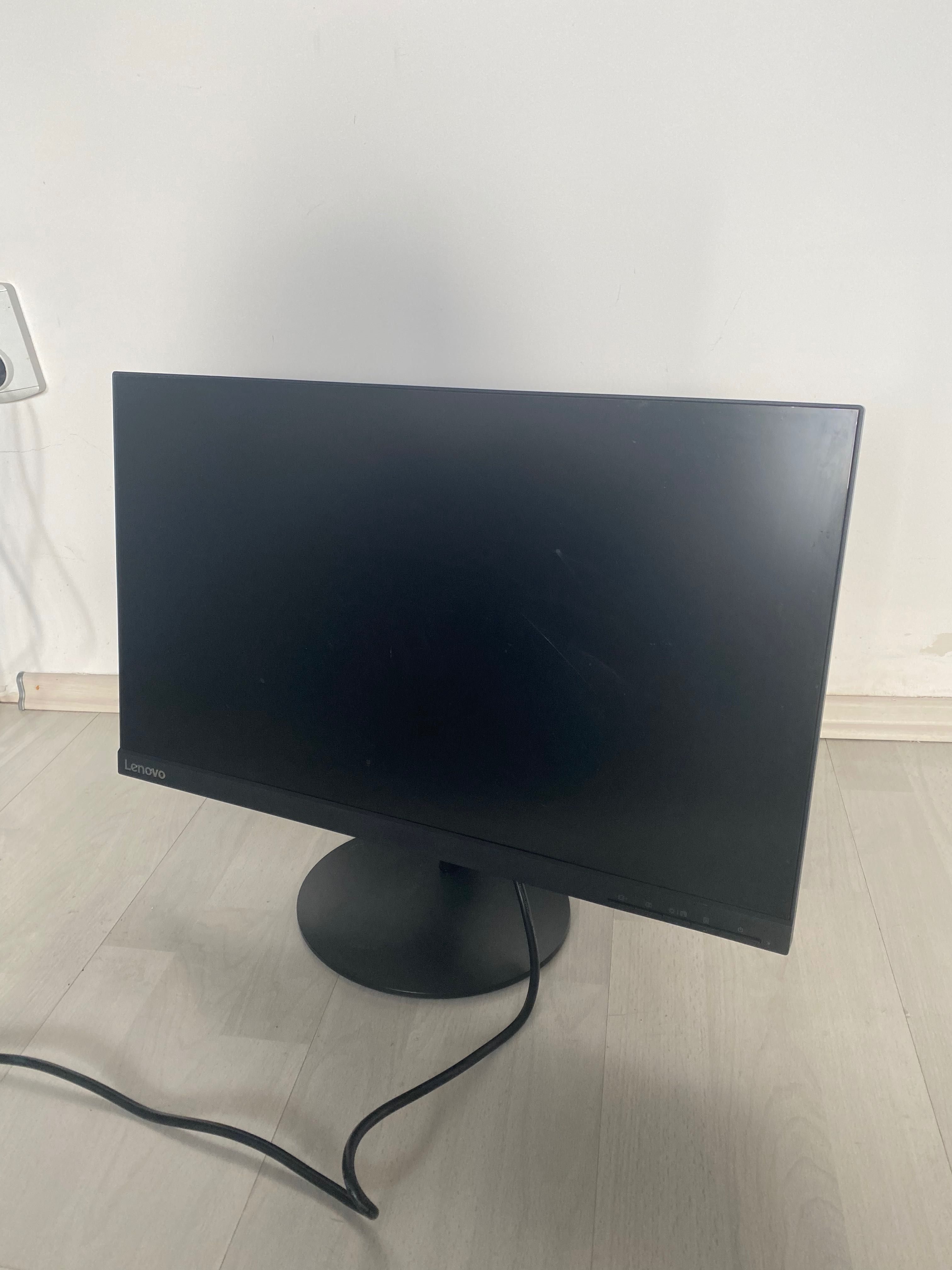 Monitor LED Lenovo 23.8’’, HDMI, display defect