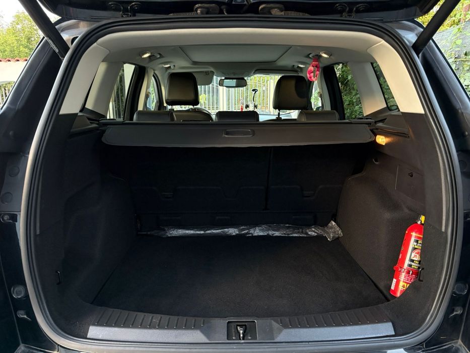 Ford kuga 4×4 St line titanium full