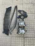 Продавам части за предна броня на Opel Meriva 2009