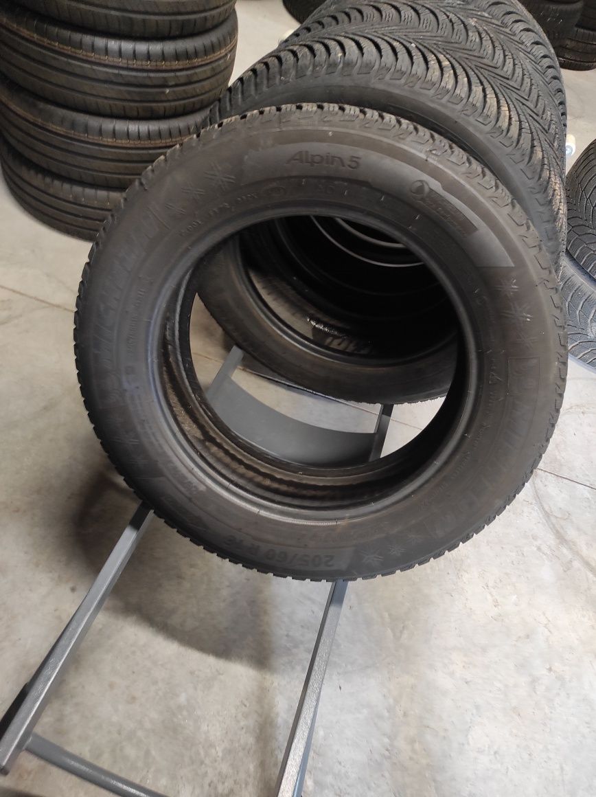 205/60/16 Michelin 4бр.