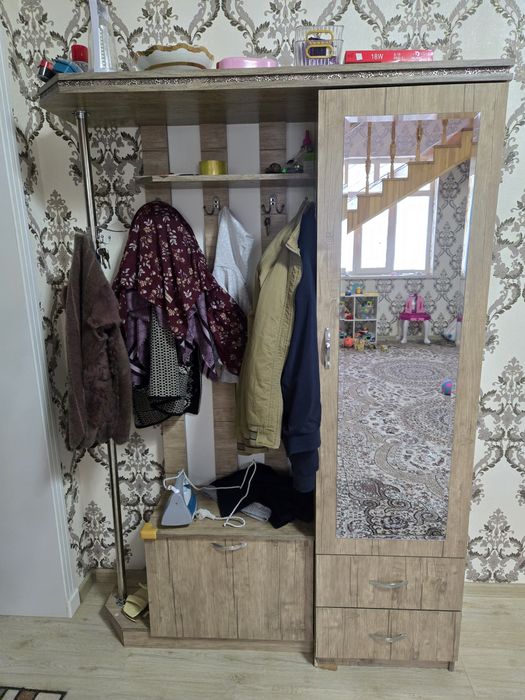 Прихожка шкаф мебель