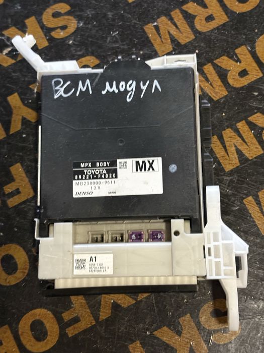 Toyota CH R 1.2i 2017 година BCM Модул