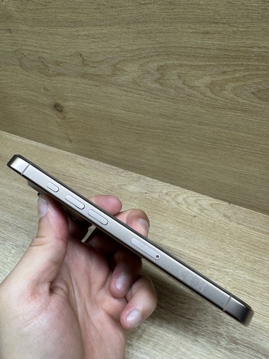iPhone 16 PRO 128Gb Desert titanium 99% battery life