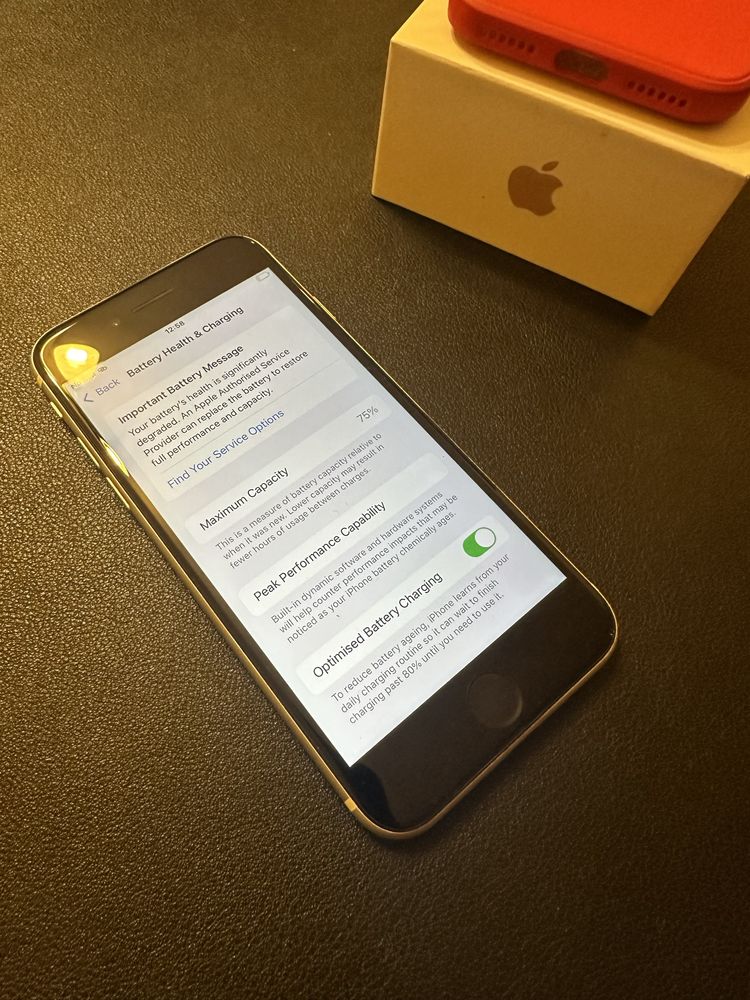 Iphone SE 2020 като нов