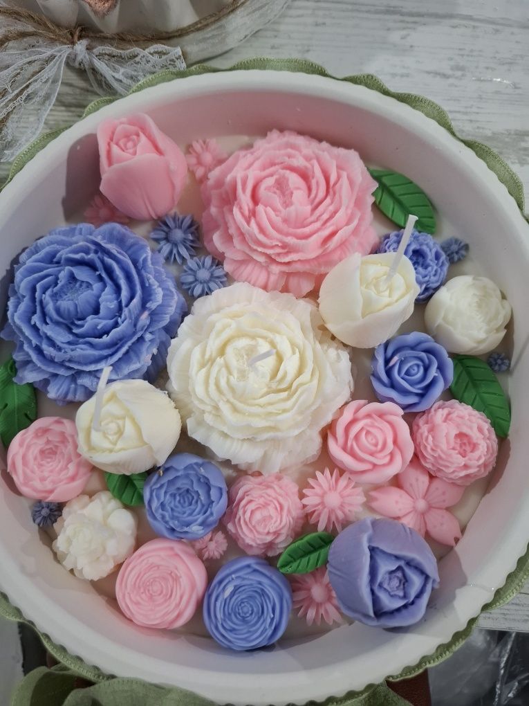Ornamente lut si ceara