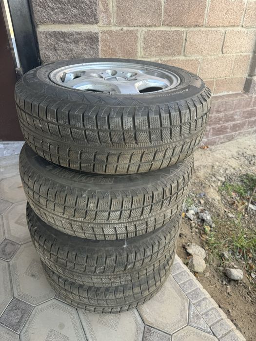 Продается диски с шинами
