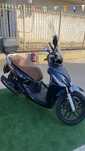 Vând sau schimb scuter cu un cross de 250cc