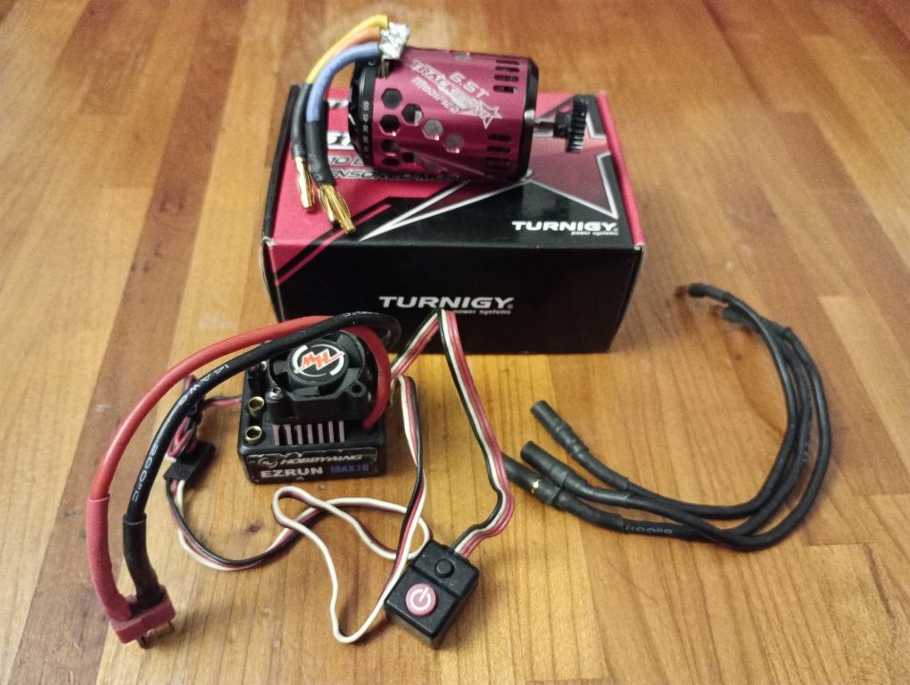 Combo brushless 1/10 automodel rc