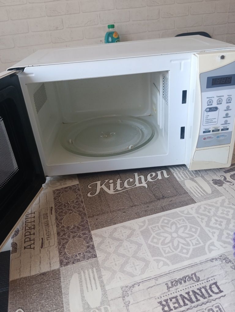 Продам микроволновку