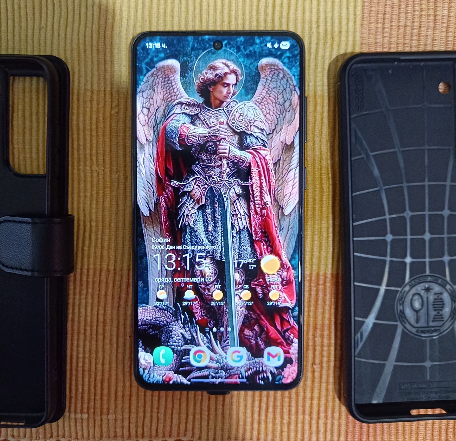 Samsung s21 fe Gray.