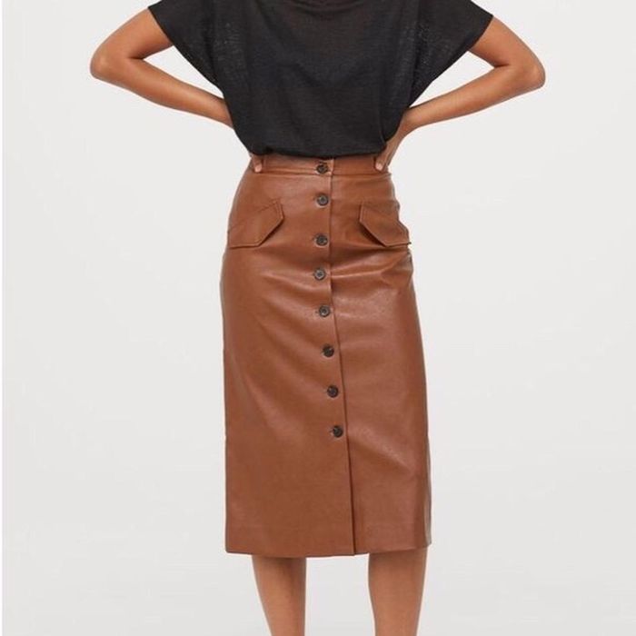 Кожена пола H&M 34, панталон на точки Zara S