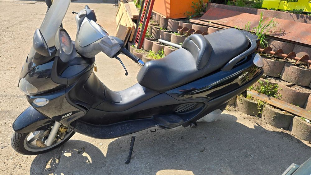 Piaggio X9 250cm3