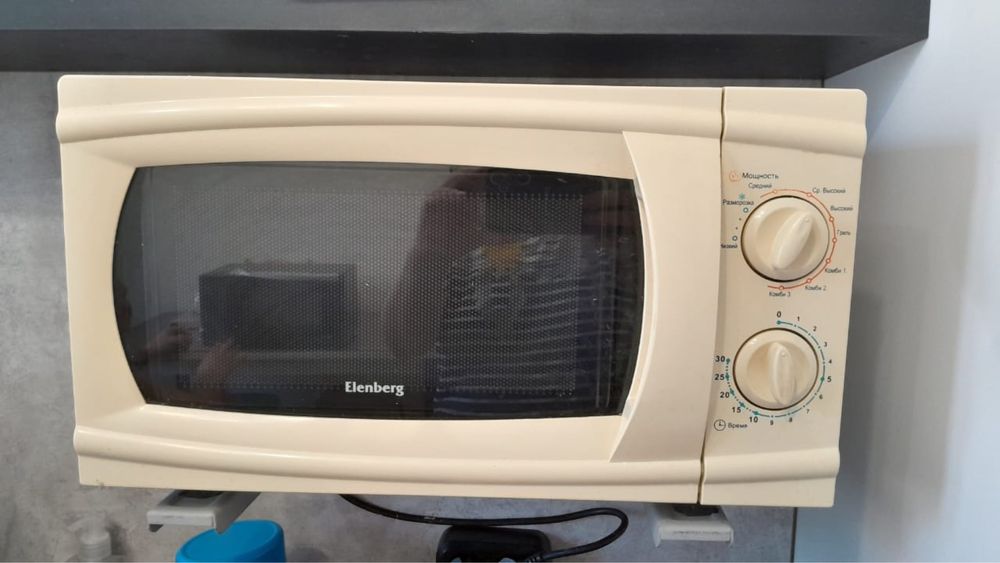 Продам , микроволновку
