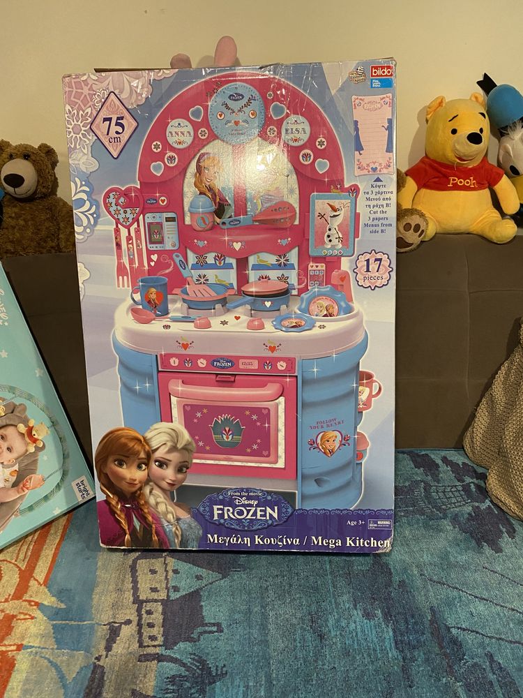 Bucatarie fetite Frozen si accesorii