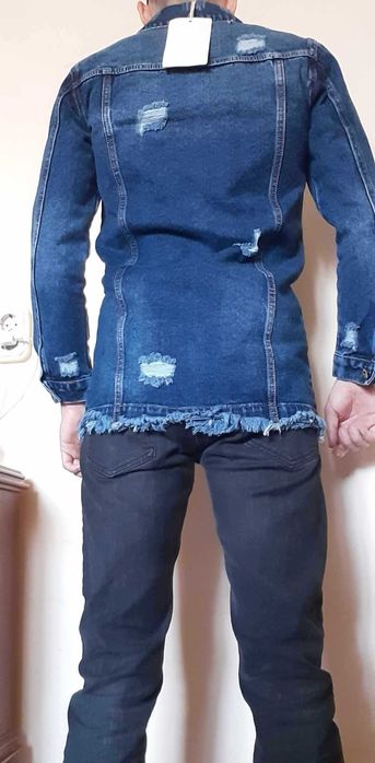 Geacă de blugi băieți  mărimea  L  și XS