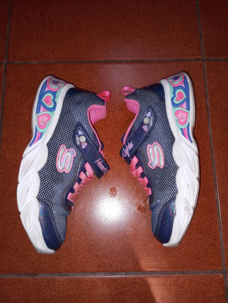 Skechers lights 34 mărimea