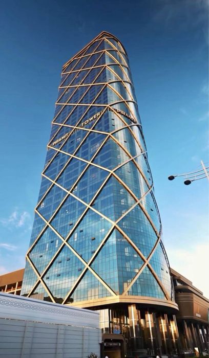 Продается 2х комнатная квартира в центре ЖК Piramit tower