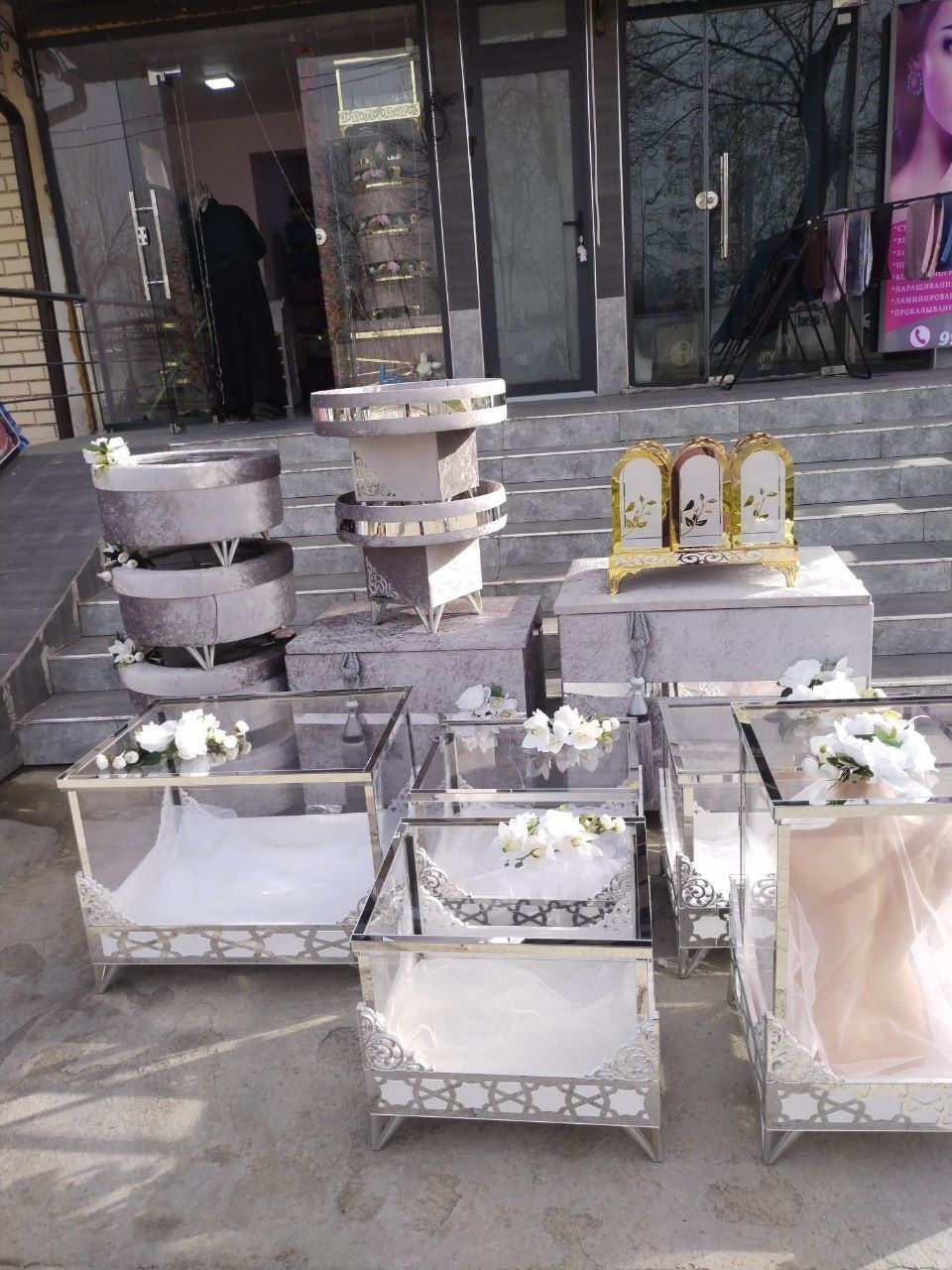 Sarpo sandiqlari  arzon narxlarda 400000 som toy marosimla uchun p