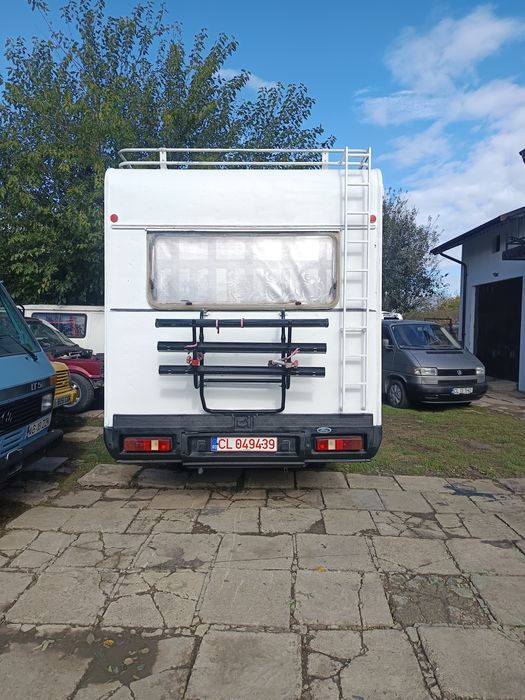 Vind autorulotă Ford tranzit