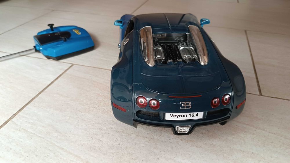 Кола бугати Bugatti с дистанционно управление