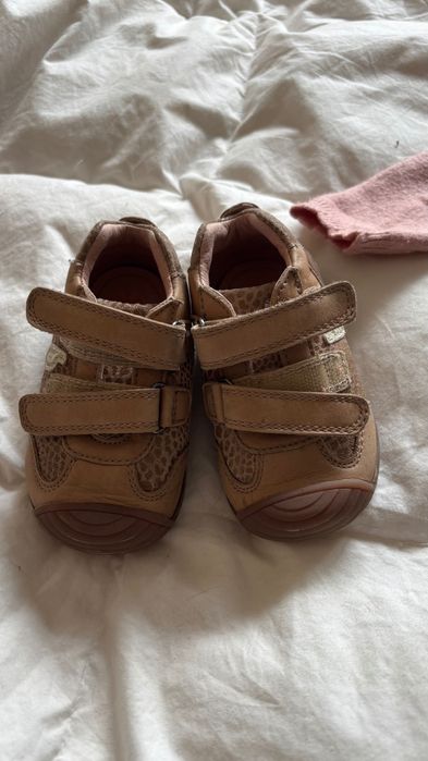 Ботуши Nike,обувки Biomechanics,Рок ля Mayoral