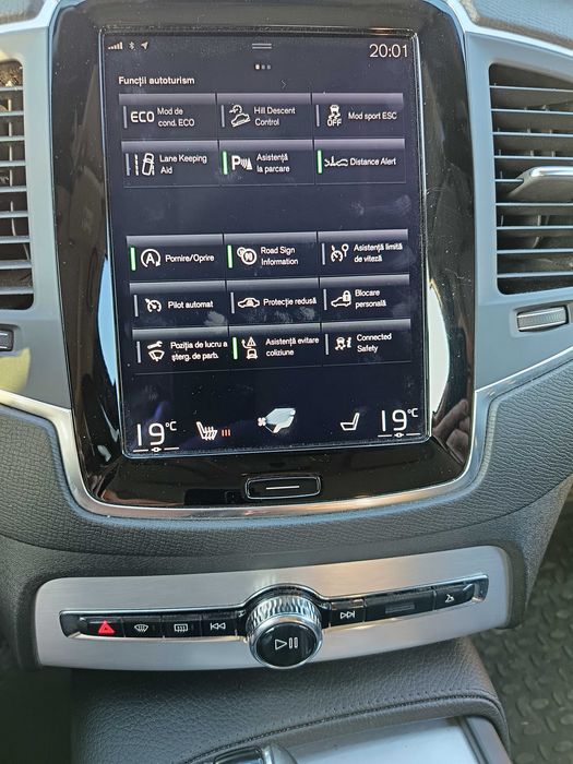 Vând Xc90  an 2017  7locuri stare perfecta de funcționare!!!