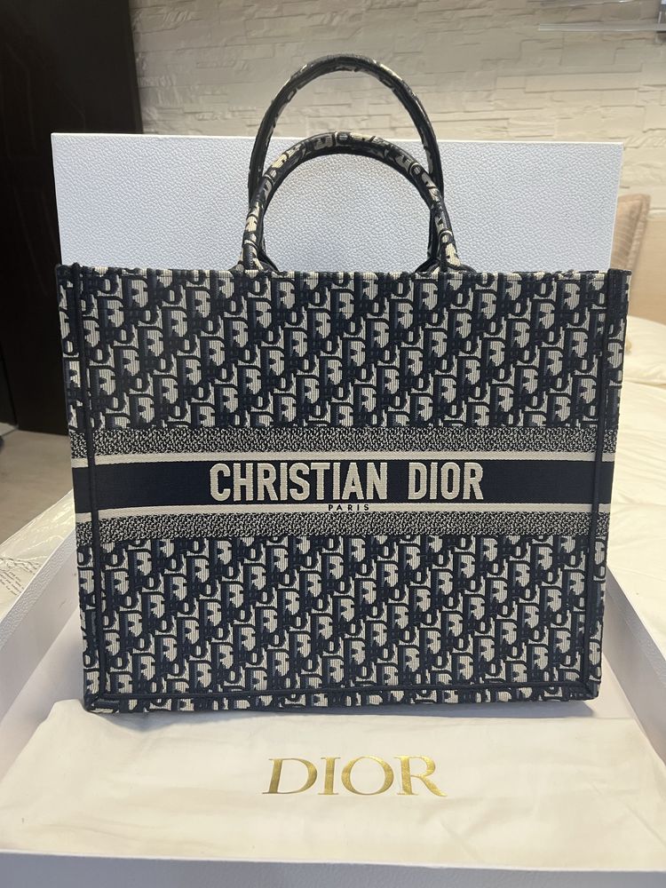 Dior Tote оригинална чанта