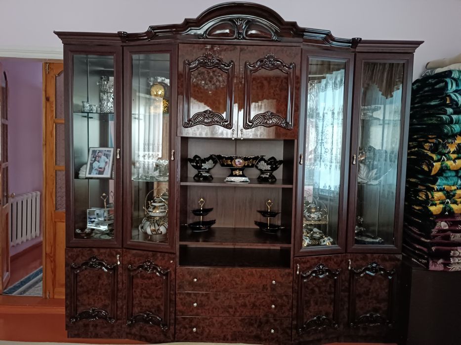 Продам стенку в отличном состоянии