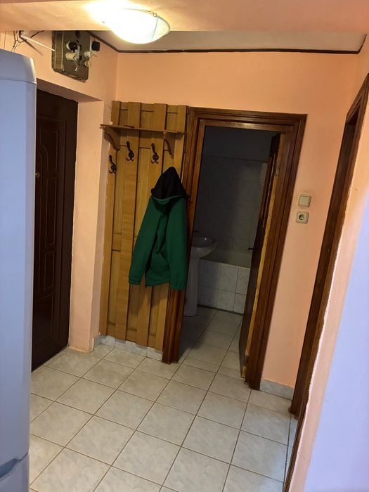 Inchiriez apartament 2 camere