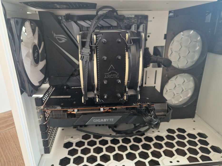 Настолен компютър