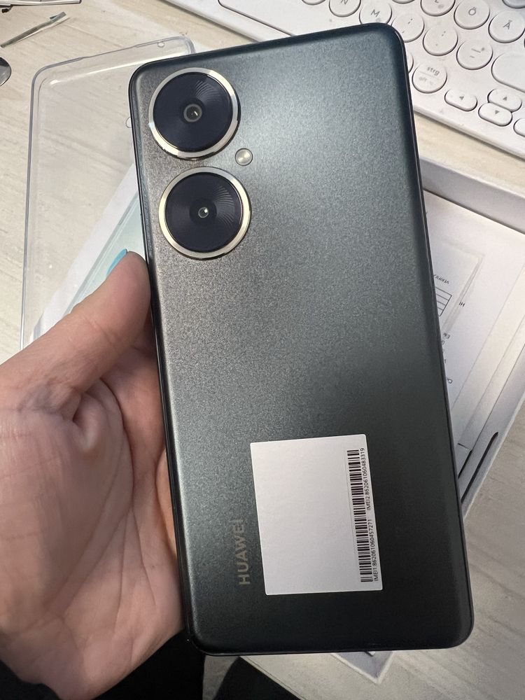 Huawei Nova 11i ,128gb,8 Gb RAM, dual sim