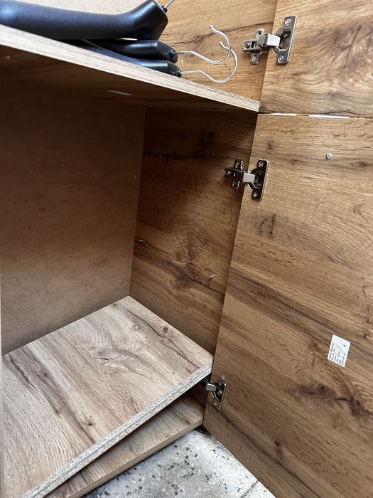 Комплект мебели - бюро, гардероб, нощно шкафче