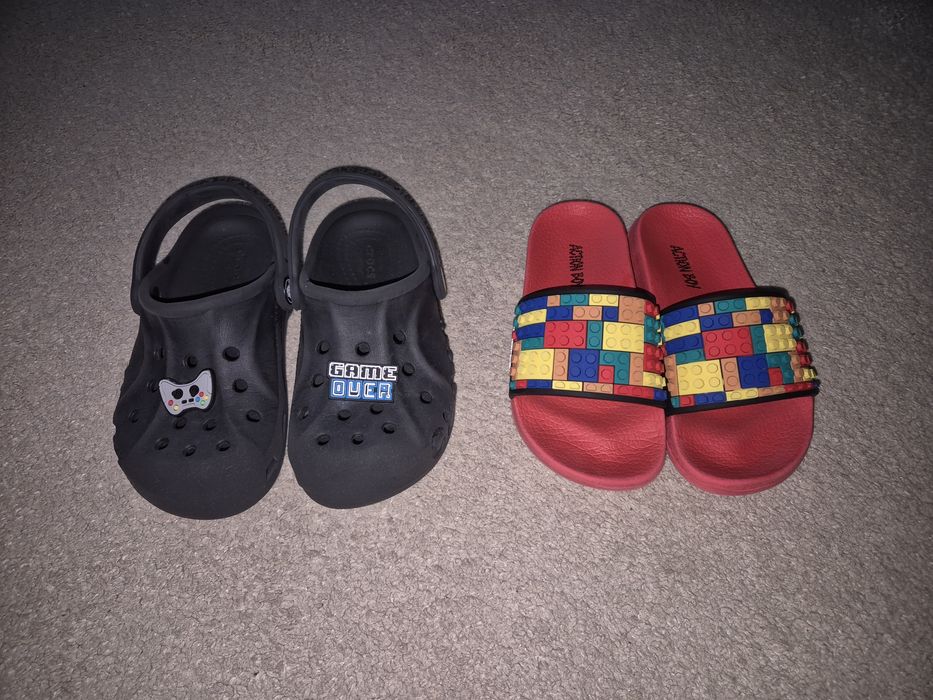 Crocs C12 si papuci copii model Lego, nr 29