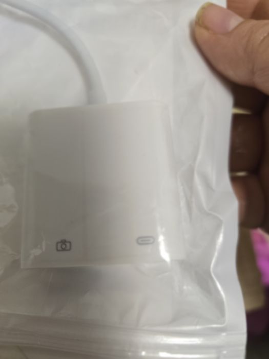 Adaptor Pple, iPhone si iPad