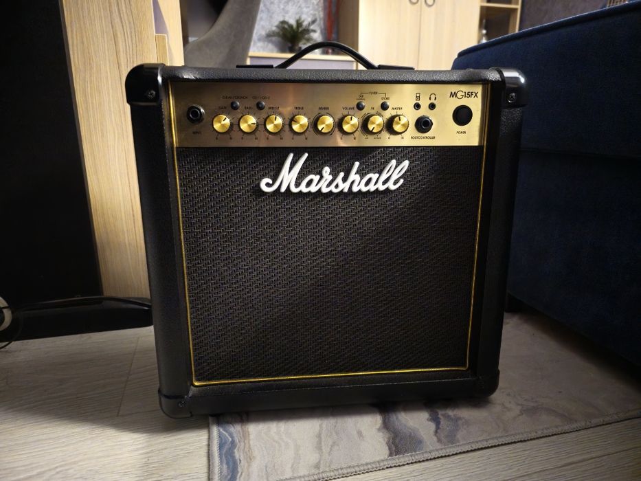Комбоусилитель Marshall Mg15Fx