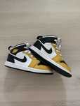 jordan 1 mid ochre