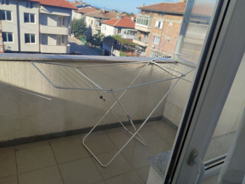 Давам под наем етаж от къща в Асеновград  !