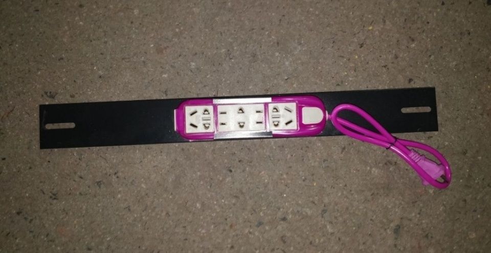 Питания пилот 19" в шкаф розетки